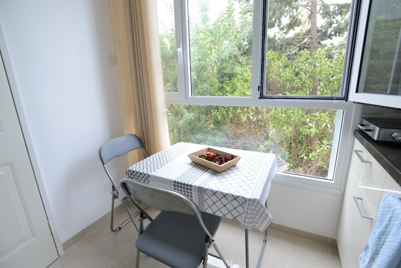 Olga Beach Apartment 28 Haifa Exterior foto